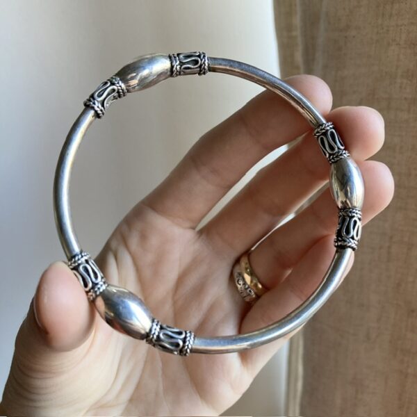 Vintage sterling silver Balinese bangle