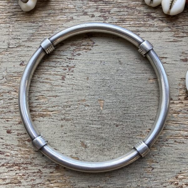 Vintage sterling silver bangle