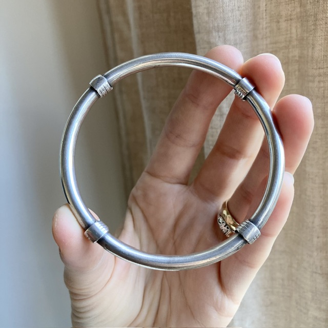 Vintage sterling silver bangle