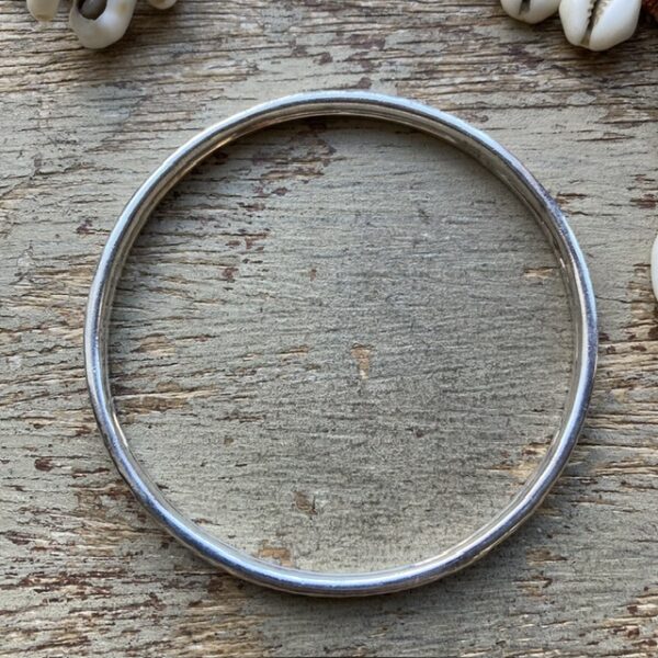 Vintage heavy hammered sterling silver bangle