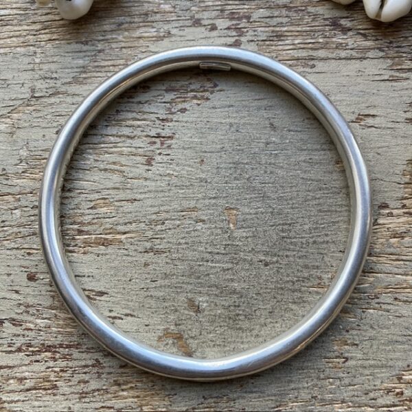 Vintage minimalist sterling silver bangle