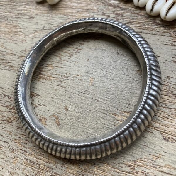 Vintage Nepalese sterling silver bangle