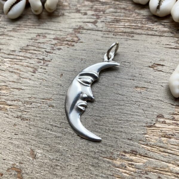 Vintage sterling silver celestial moon pendant