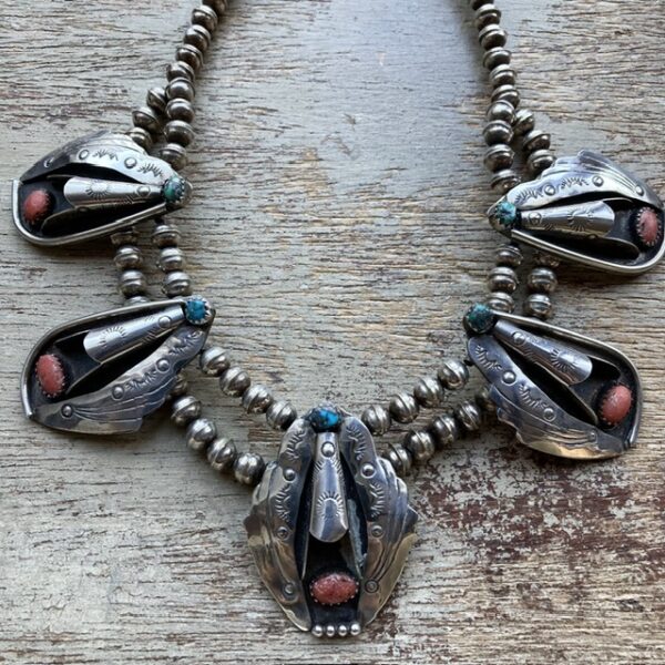 Vintage Navajo sterling silver station necklace