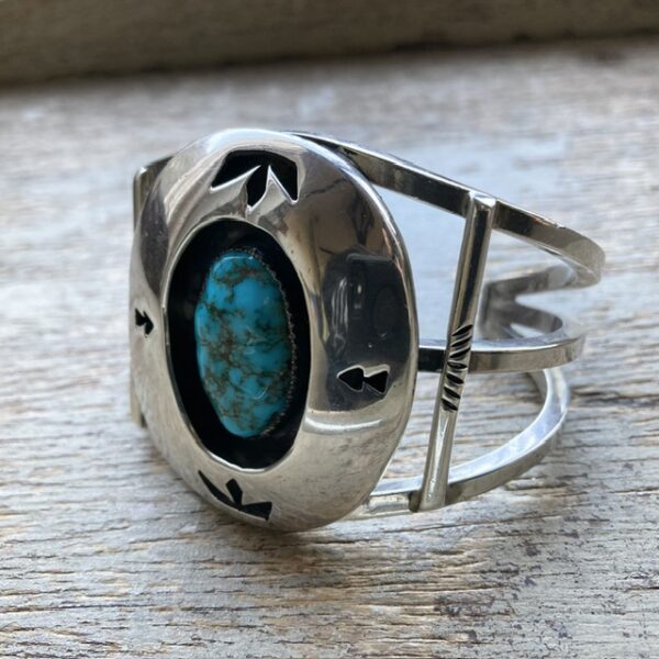 Vintage Navajo heavy solid silver and turquoise cuff bangle