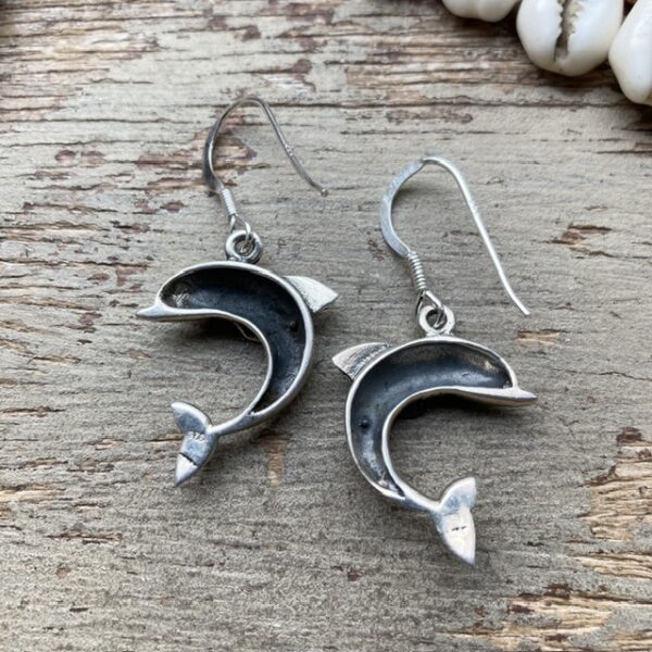 Vintage sterling silver dolphin earrings