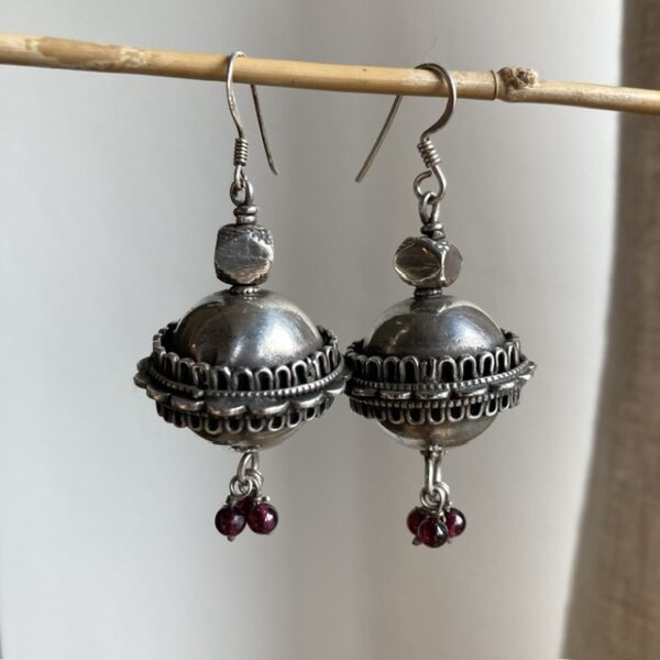 Vintage Indian sterling silver earrings with garnet beads