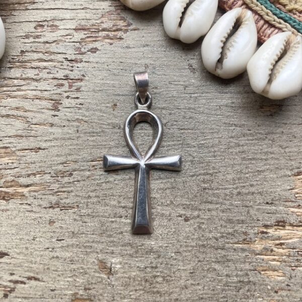 Vintage solid silver ankh pendant