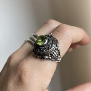 Vintage sterling silver peridot poison ring