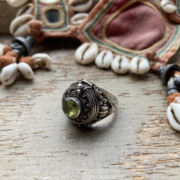 Vintage sterling silver peridot poison ring