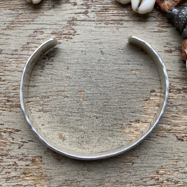 Vintage hammered solid silver cuff bangle