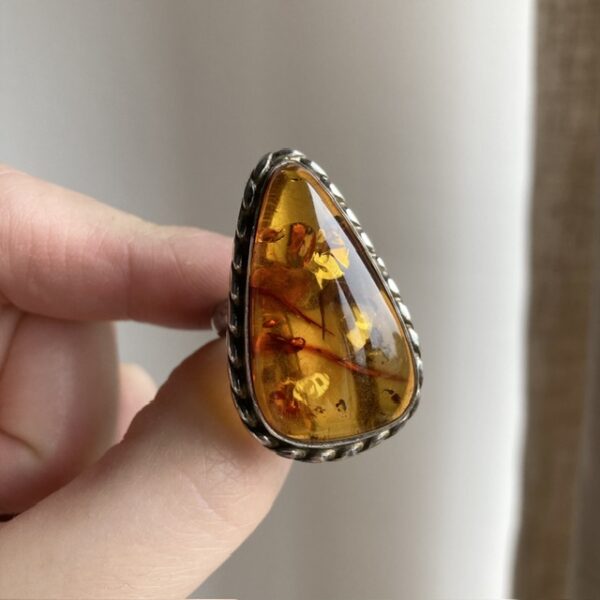 Vintage sterling silver amber ring