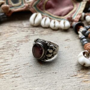 Vintage Indian sterling silver garnet ring