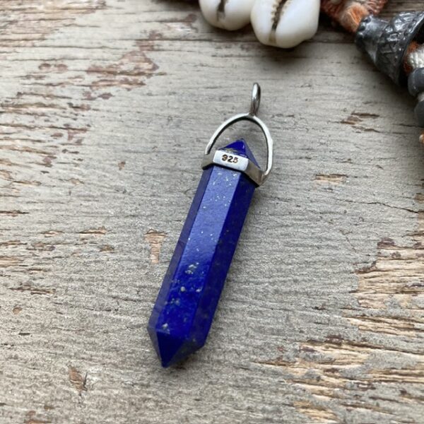 Vintage sterling silver lapis lazuli pendant