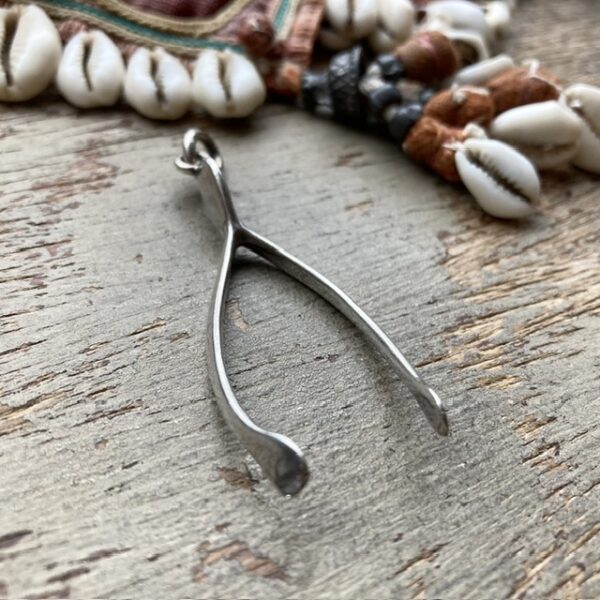 Vintage solid silver wishbone pendant