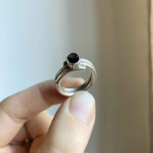 Vintage sterling silver black onyx ring