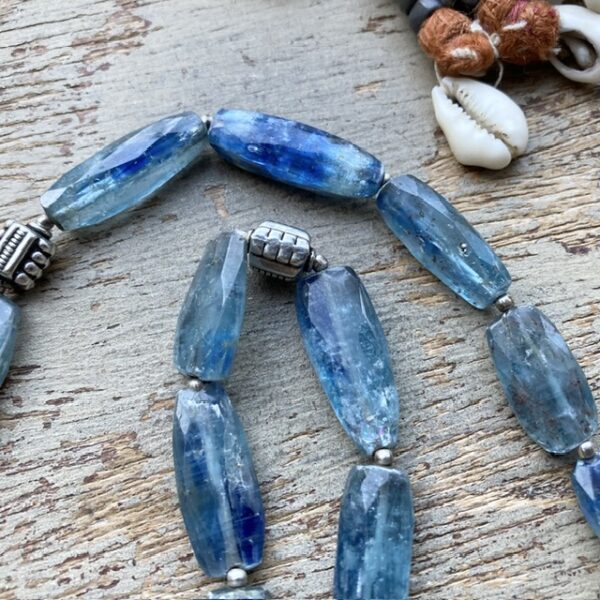 Vintage sterling silver kyanite necklace