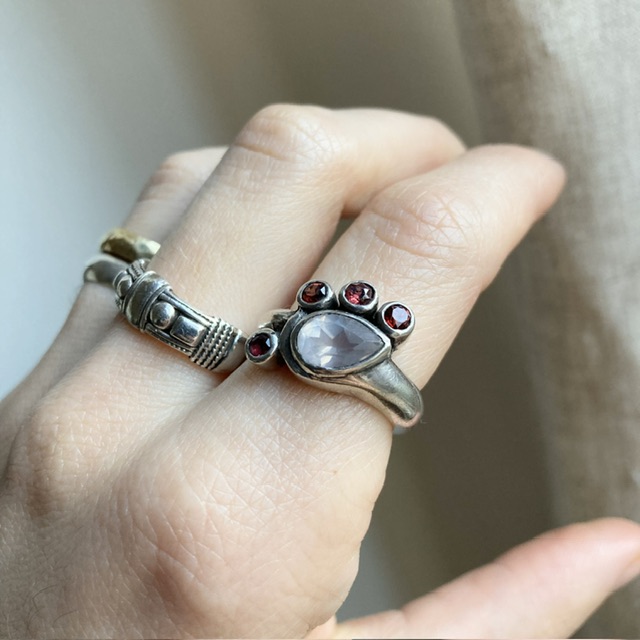 Vintage sterling silver, garnet and rose quartz ring