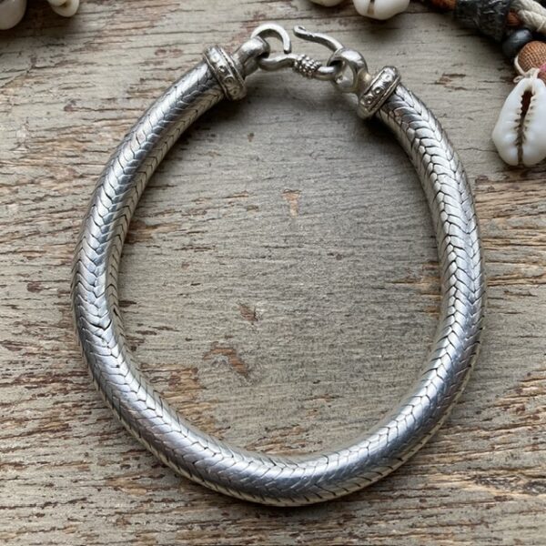 Vintage Indian heavy sterling silver snake bracelet