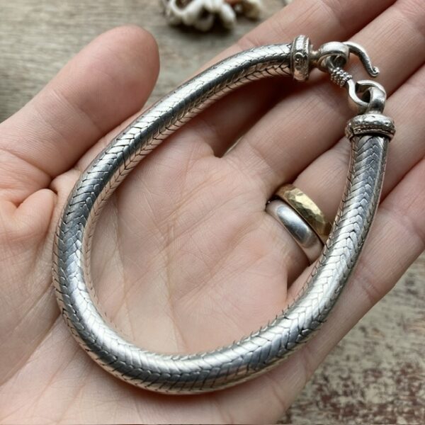 Vintage Indian heavy sterling silver snake bracelet