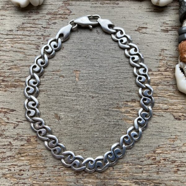 Vintage sterling silver bracelet