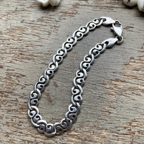 Vintage sterling silver bracelet