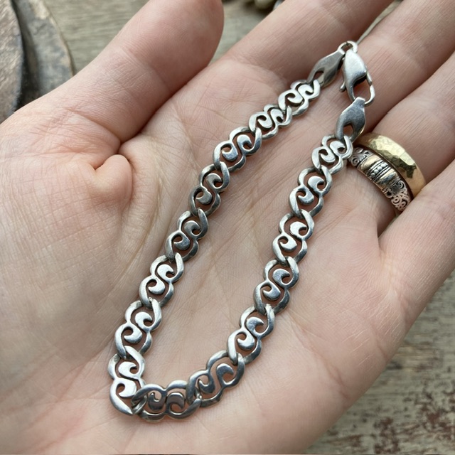 Vintage sterling silver bracelet