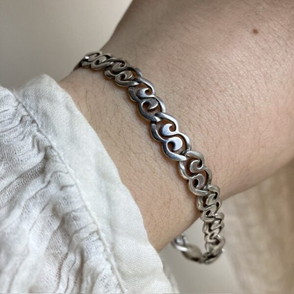 Vintage sterling silver bracelet