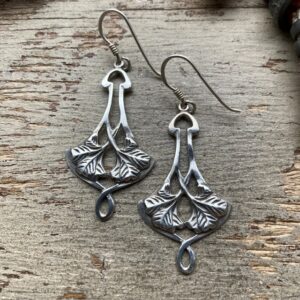 Vintage sterling silver botanical earrings