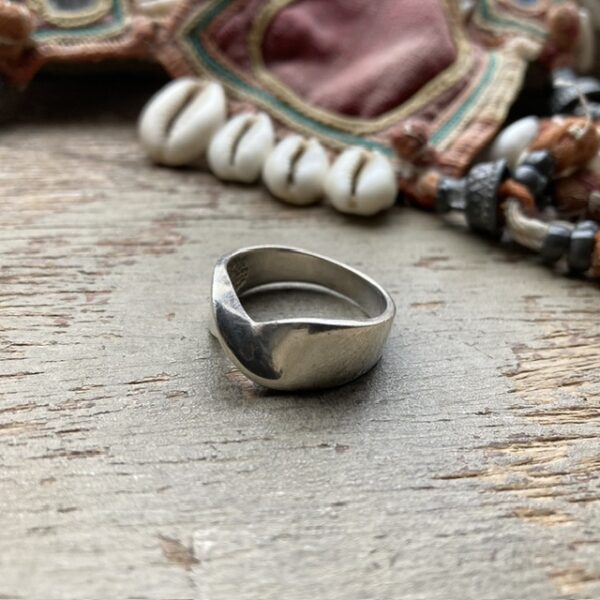 Vintage minimalist sterling silver ring