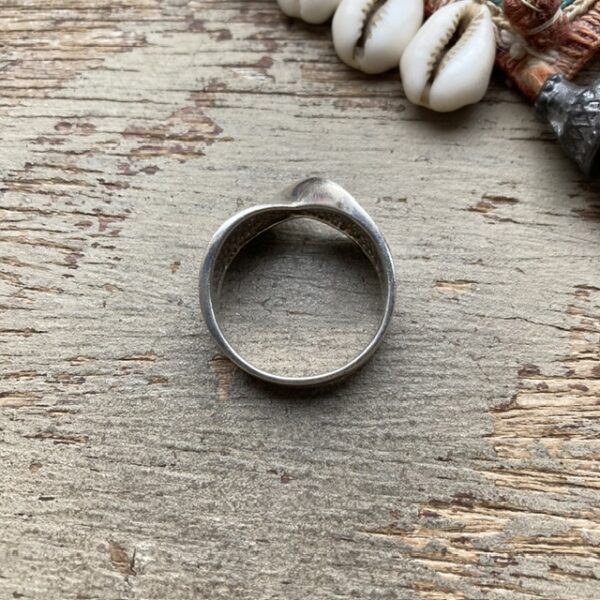 Vintage minimalist sterling silver ring