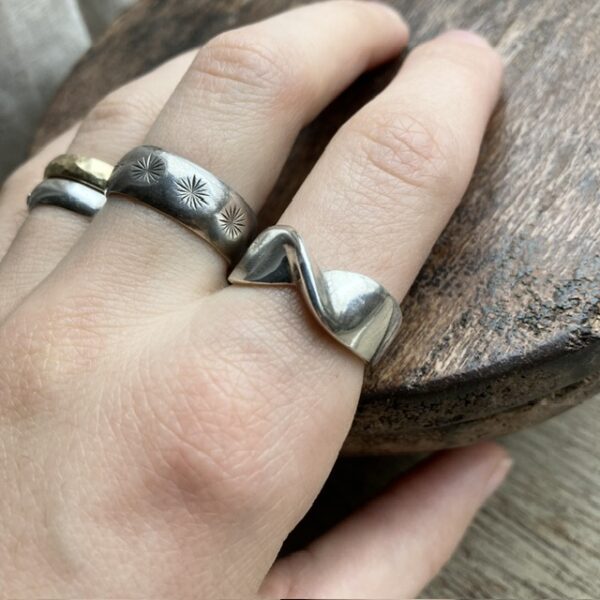 Vintage minimalist sterling silver ring