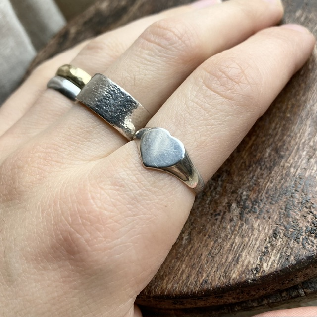 Vintage sterling silver heart ring