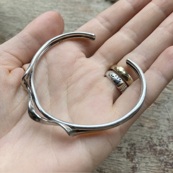 Vintage sterling silver wavy bangle