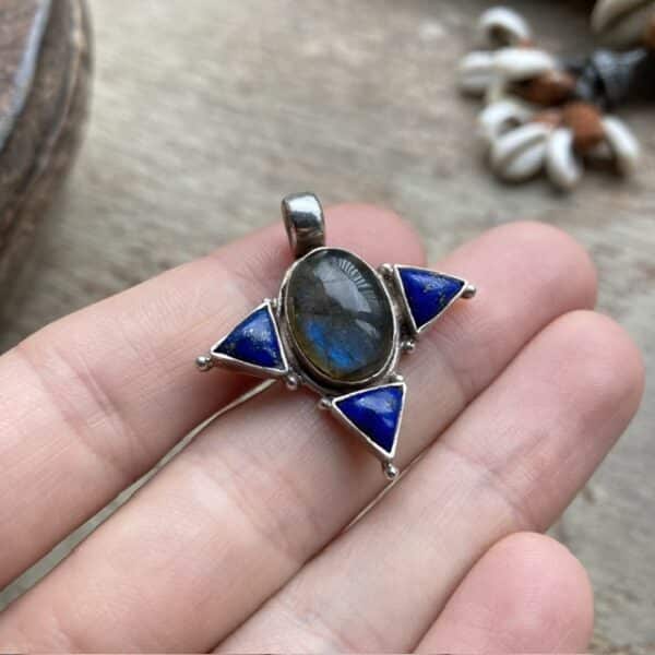 Vintage sterling silver, labradorite and lapis lazuli pendant