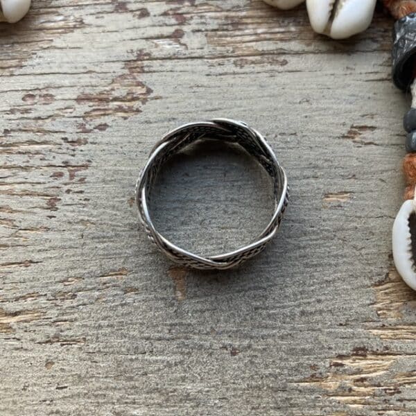 Vintage sterling silver plaited ring