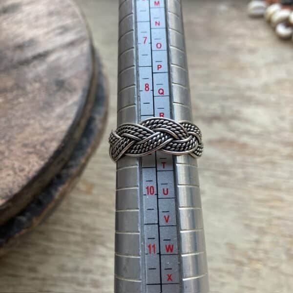 Vintage sterling silver plaited ring