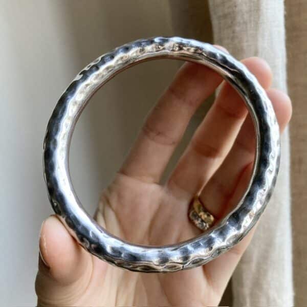 Vintage Mexican heavy sterling silver hammered bangle