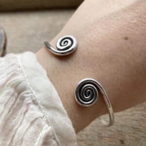 Vintage sterling silver spiral bangle