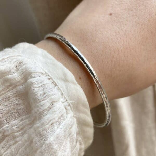 Vintage hammered solid silver bangle