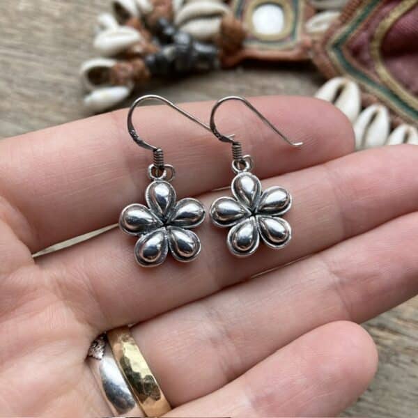 Vintage sterling silver flower earrings