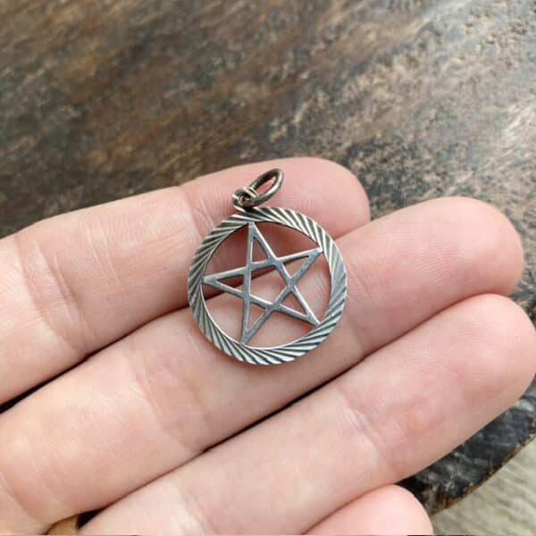 Vintage sterling silver pentacle pendant