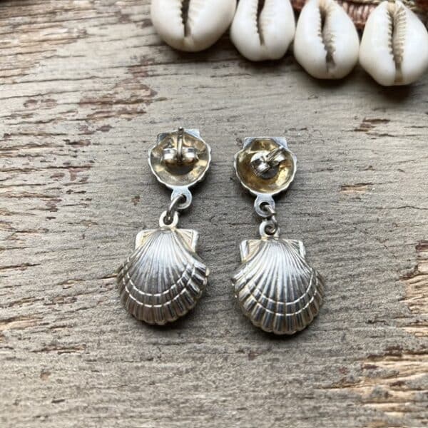 Vintage sterling silver scallop earrings