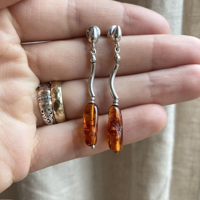 Vintage sterling silver dangly amber earrings