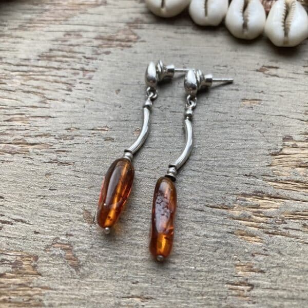 Vintage sterling silver dangly amber earrings