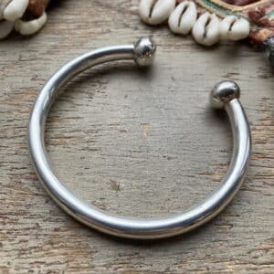 Vintage sterling silver torque bangle