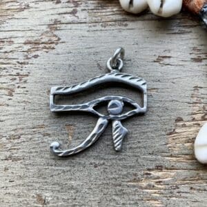 Vintage sterling silver Eye of Horus pendant