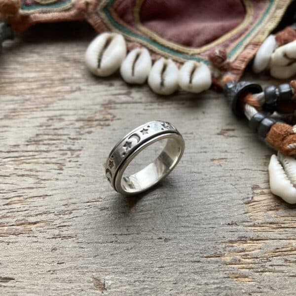 Vintage sterling silver celestial spinner ring