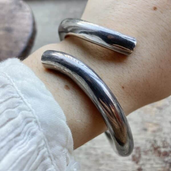 Vintage chunky sterling silver wraparound bangle